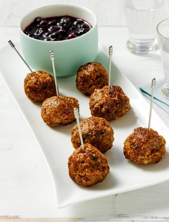 Bison Meatballs with Blueberry Sauce - Blueberry.org