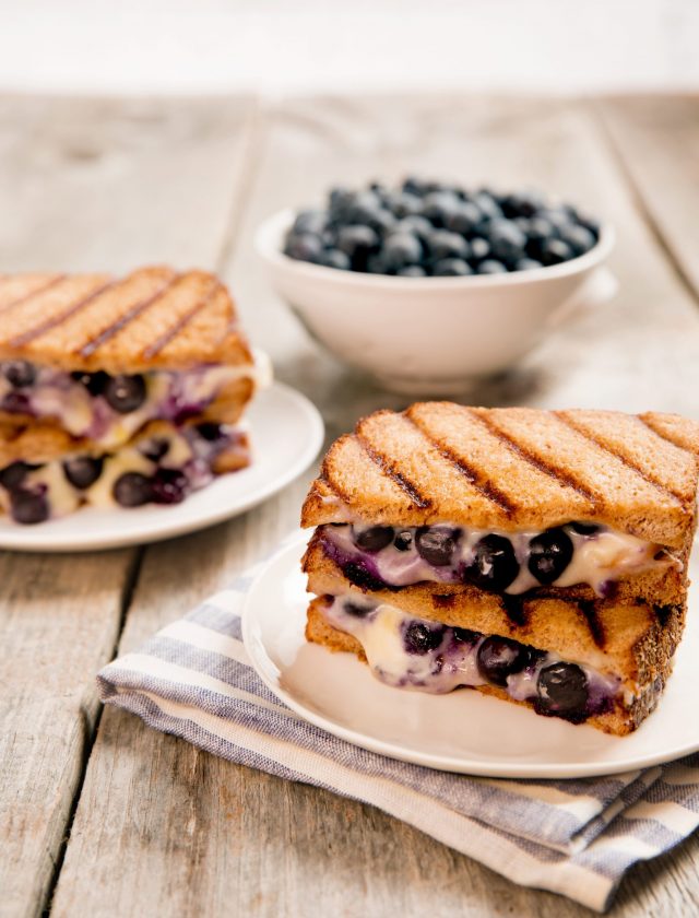 Blueberry Grilled Cheese Sandwiches - Blueberry.org