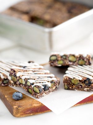 Easy No-Bake Glazed Blueberry Bars