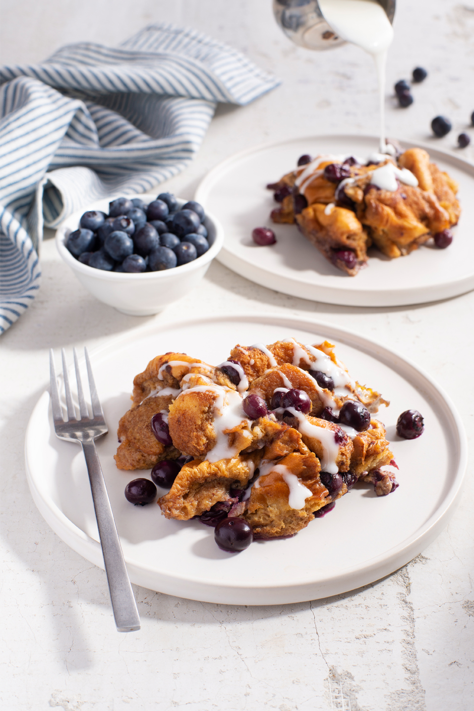 Slow Cooker Blueberry Cinnamon Roll Casserole
