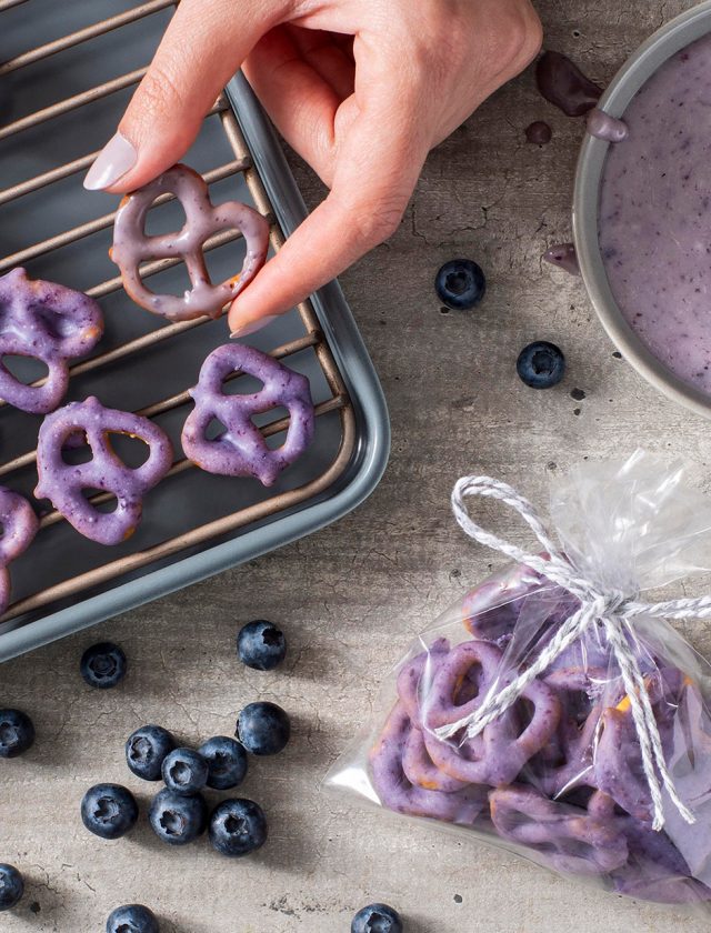 Blueberry ChocolateCovered Pretzels
