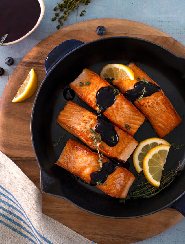 Roasted Salmon with Blueberry Balsamic Glaze - Blueberry.org