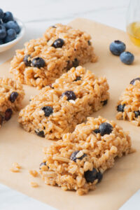 No-Bake Blueberry Cereal Bars